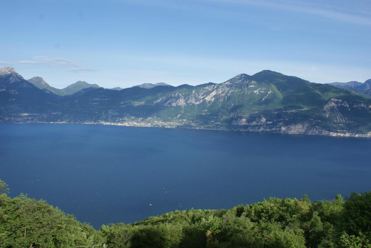 La Casa Di Pericle Aparthotel Brenzone sul Garda Exterior photo